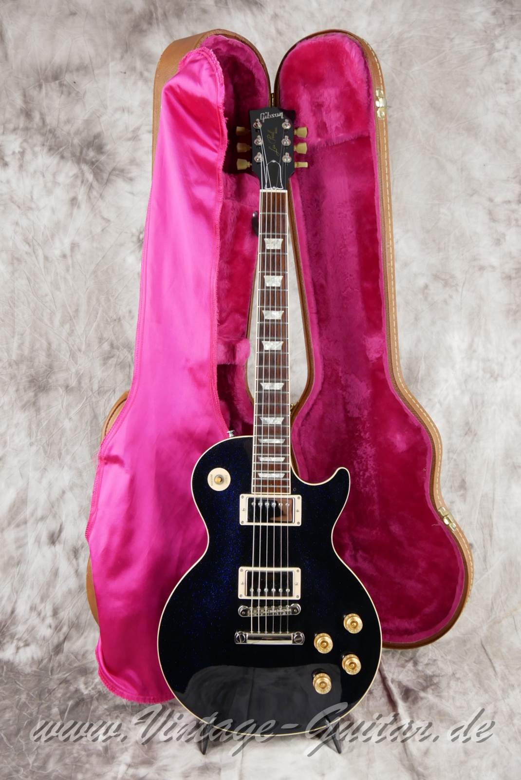Gibson_Les Paul_Standard_Custom_Shop_edition_dark_blue_sparkle_1993-014.JPG
